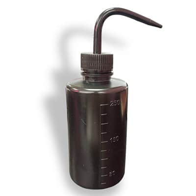 סקוויזר שחור 250מל